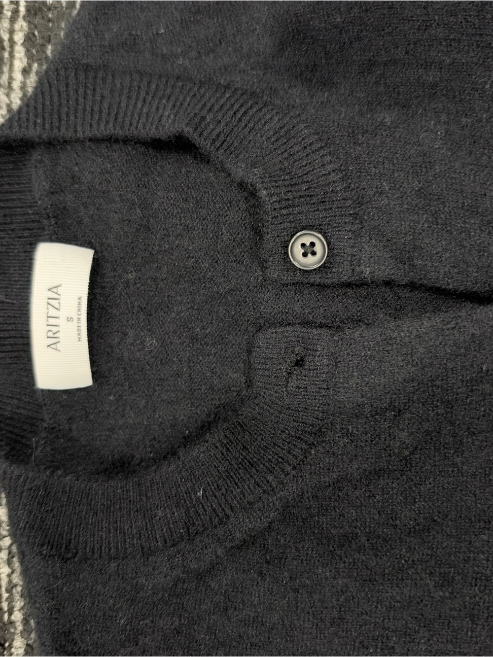 Aritzia Men’s Black Zip-Up Knit Sweater